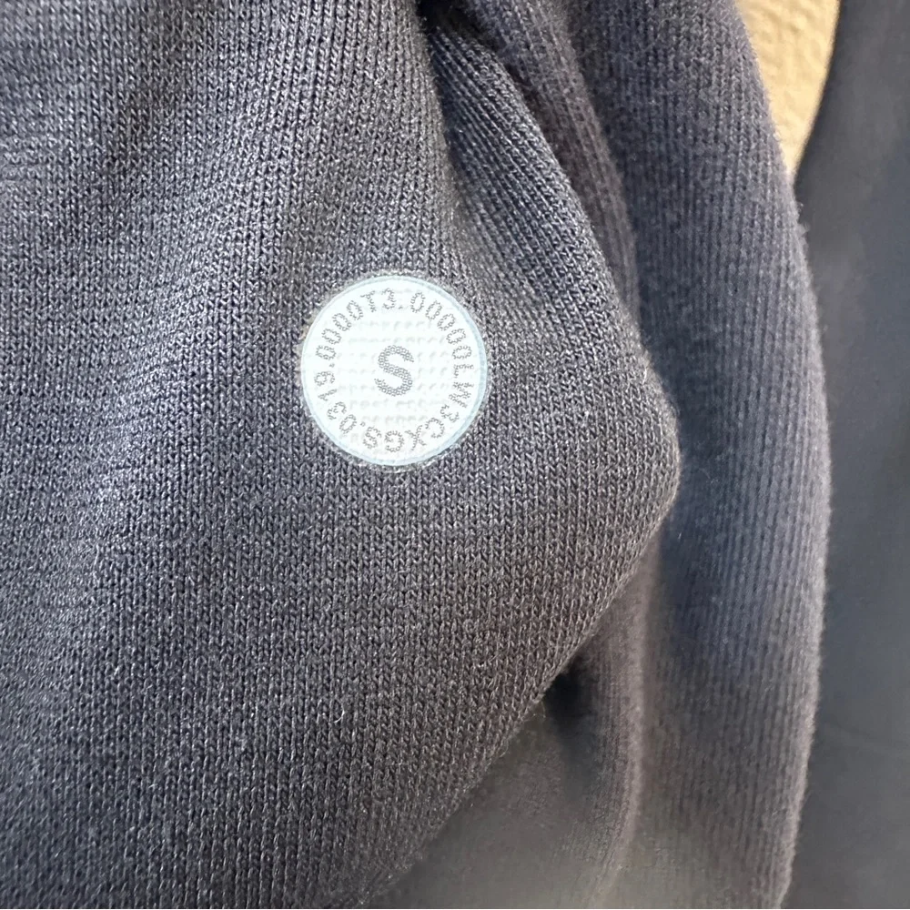lululemon athletica lululemon it
